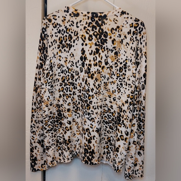 Karen Scott Cheetah Animal Print Button Cardigan Size XL Long Sleeve Sweater - Picture 9 of 10